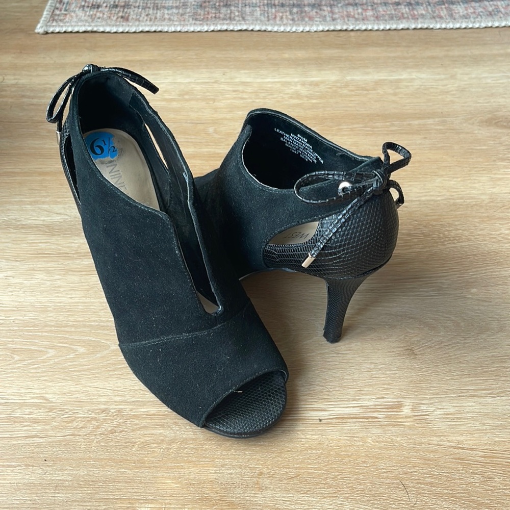 Nine West Black Heels
